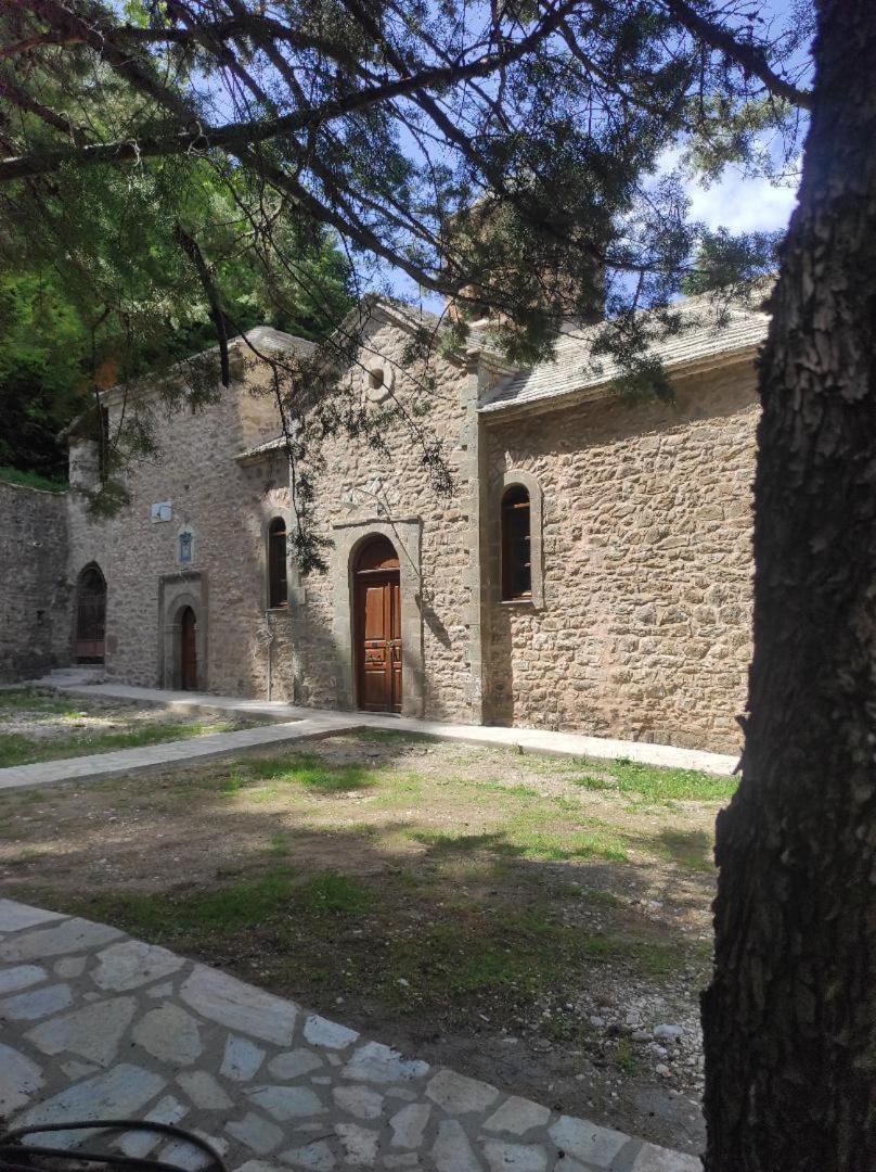 Ξενοδοχείο Μαγκιωση Neraïdochóri Buitenkant foto